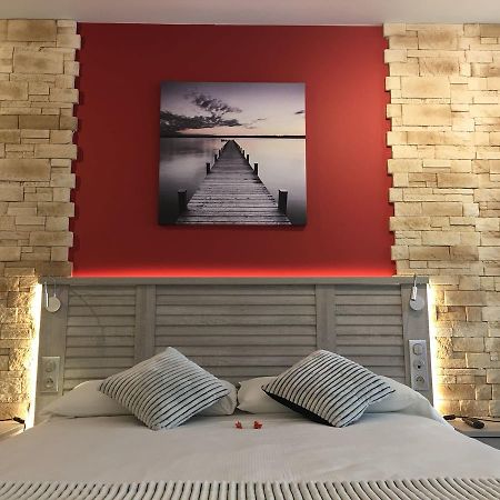 Hotel Terranostra Tarascon-sur-Ariège Eksteriør billede