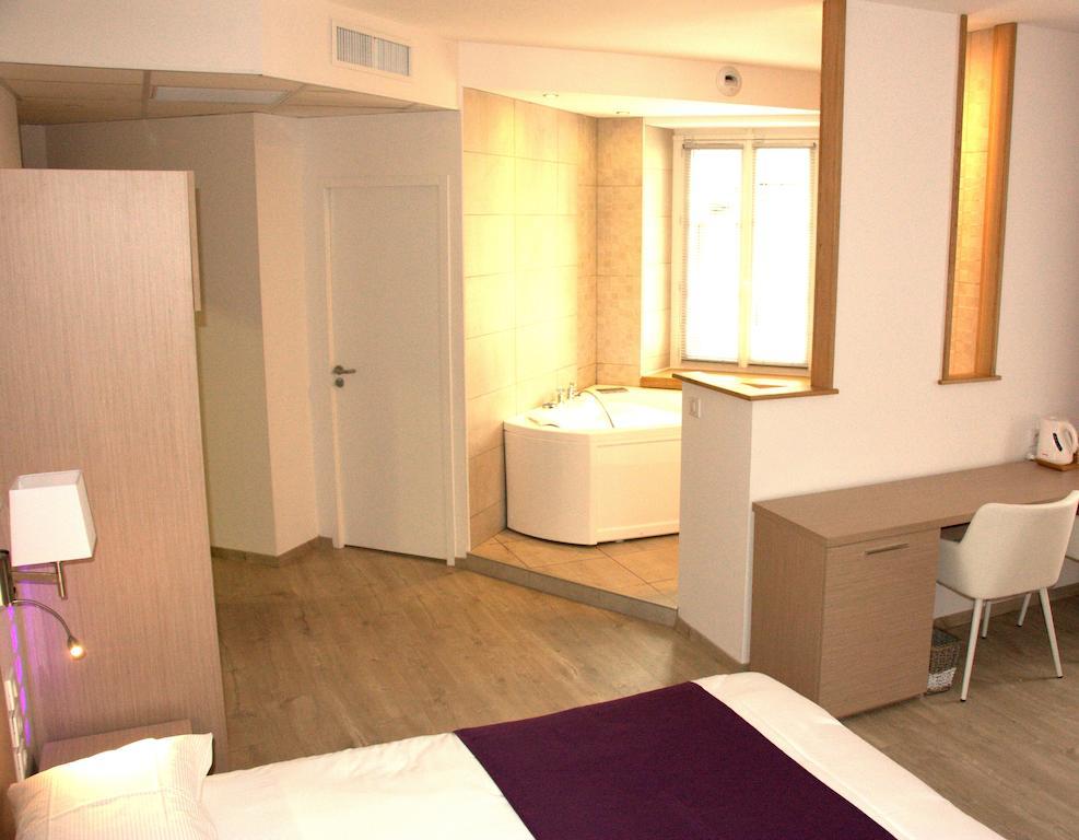 Hotel Terranostra Tarascon-sur-Ariège Værelse billede