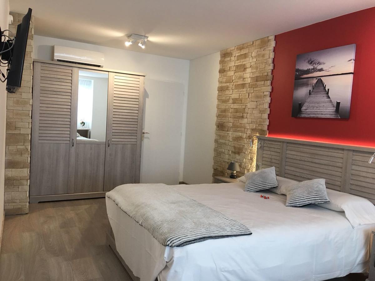 Hotel Terranostra Tarascon-sur-Ariège Eksteriør billede